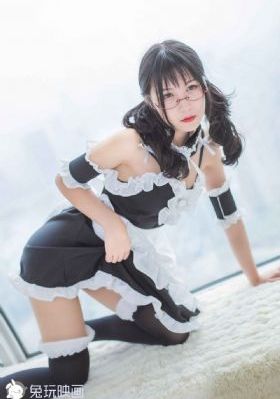 商务旅行戴绿帽女老板同房