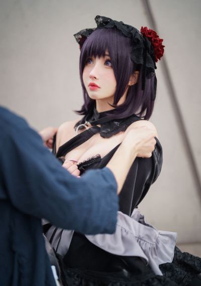 校长办公室里狂肉校花视频