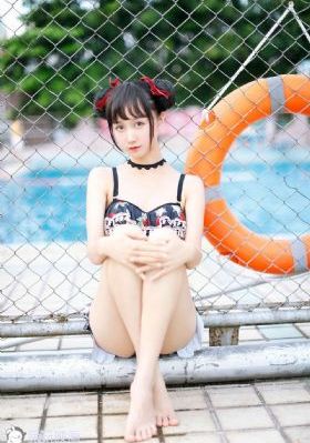 美女撒尿隐私免费