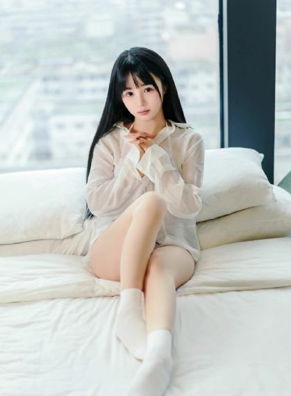 女大学生沙龙室3