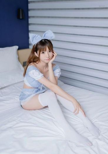 动车女服务员艳遇bd