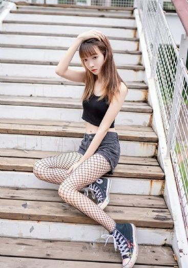黑帮大佬和我的365日第一季免费