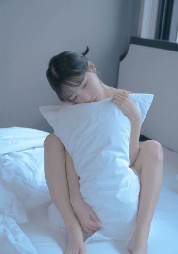商务旅行戴绿帽子的女老板