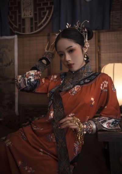 《危险的她》电视剧