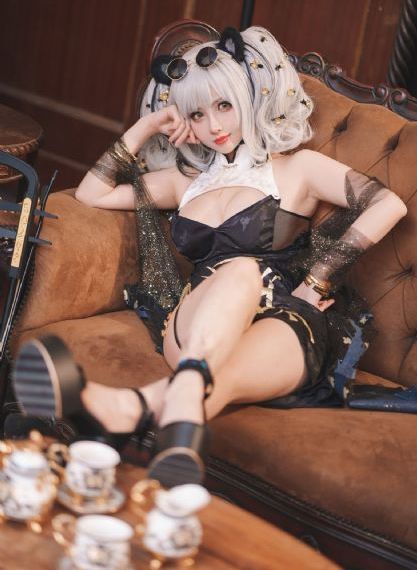 官能小说家之妻