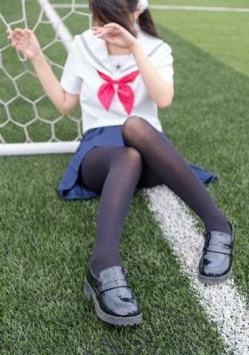 同居朋友的女朋友